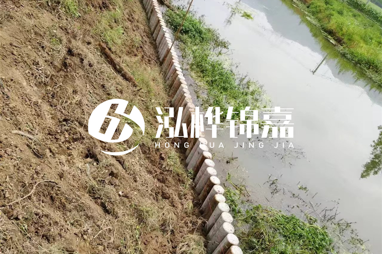 仿木樁施工前注意事項(xiàng)-水泥樁打樁機(jī)是怎么打樁的？