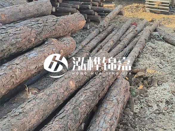 松木樁批發(fā)廠家泓樺錦嘉 - 松木樁在軟地基處理中效果好嗎？